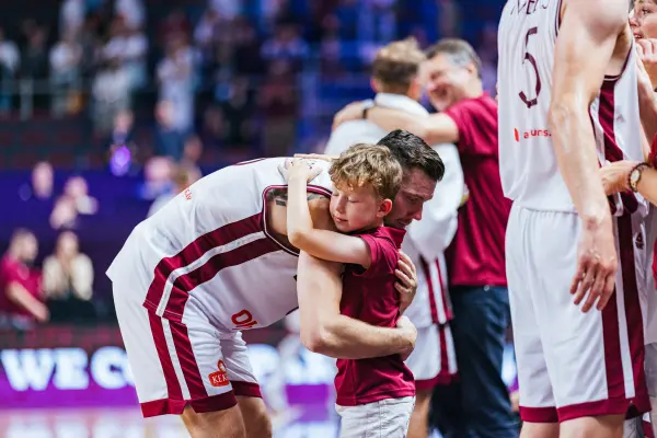 m_goldbergs — Fotogrāfs, Rīga
