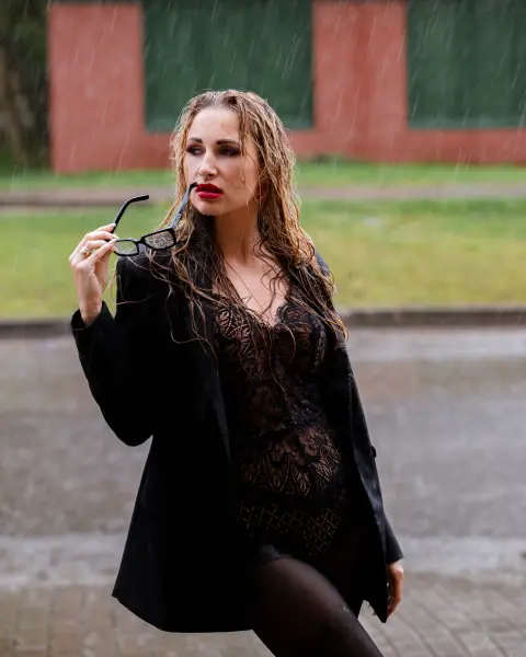 Rain can't stop the feeling